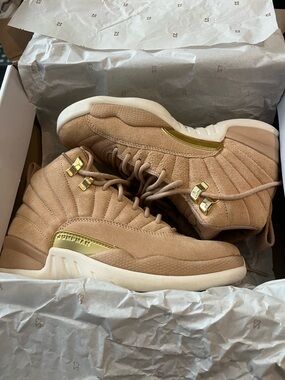 Jordan WMNS Air Jordan 12 Retro Vachetta Tan with Metallic Gold Accents